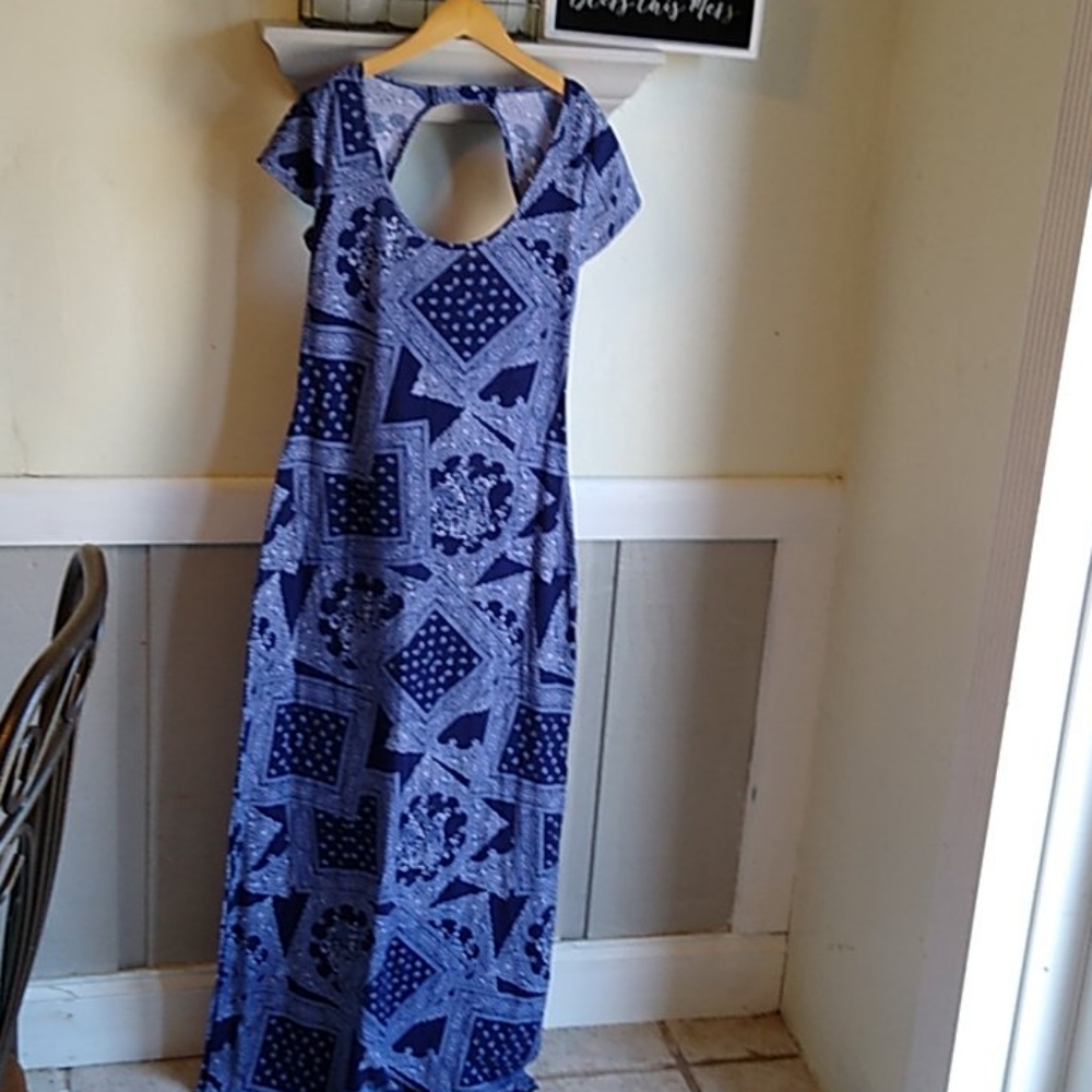 Woman's summer dress